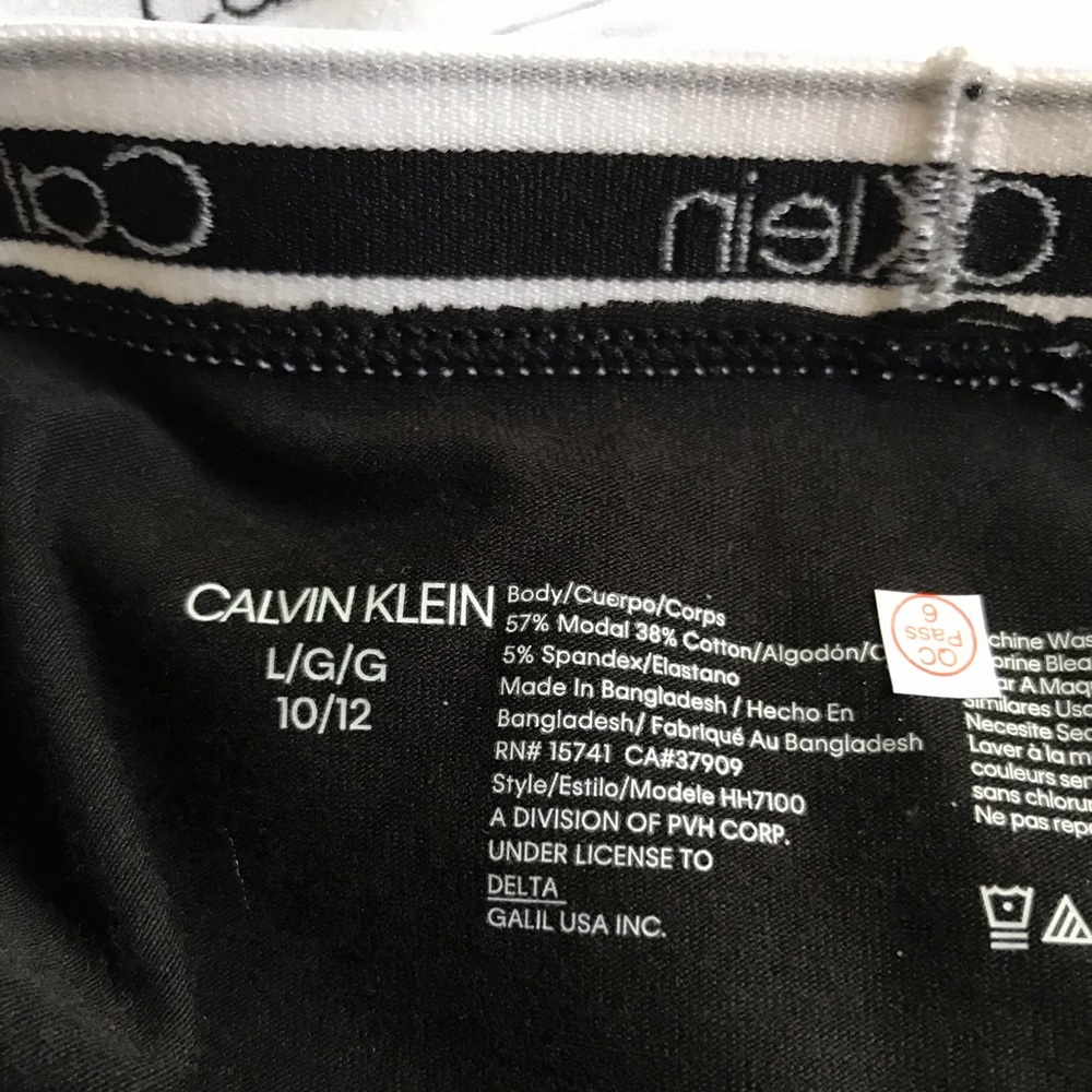 Girls Calvin Klein Hipster pack of 2!! - Picture 6 of 6
